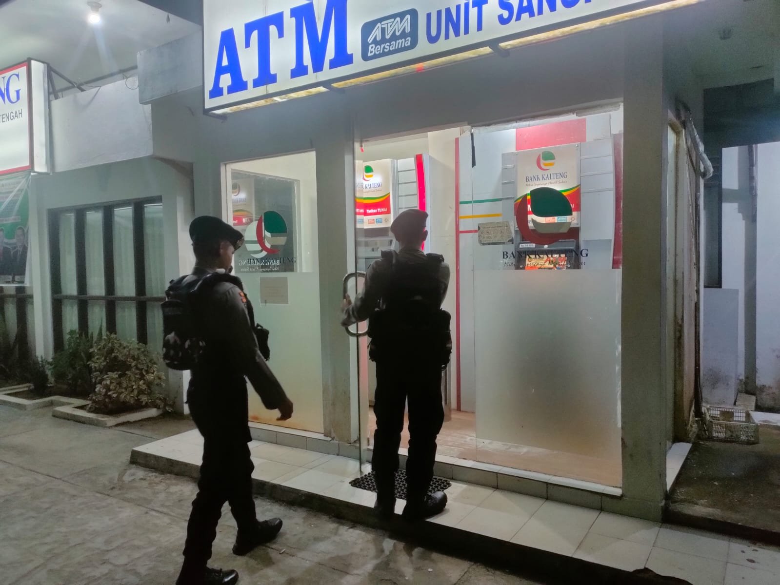 Satuan Samapta Polres Gunung Mas Jaga Keamanan dengan Patroli Malam Hari