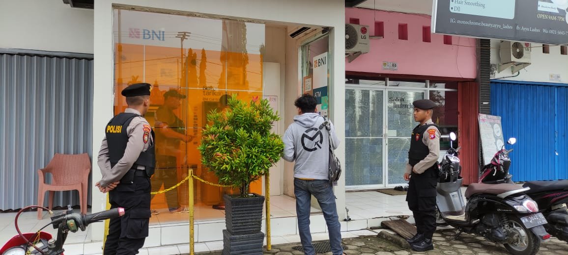 Polres Gunung Mas Tingkatkan Keamanan dengan Patroli Rutin di Jalanan