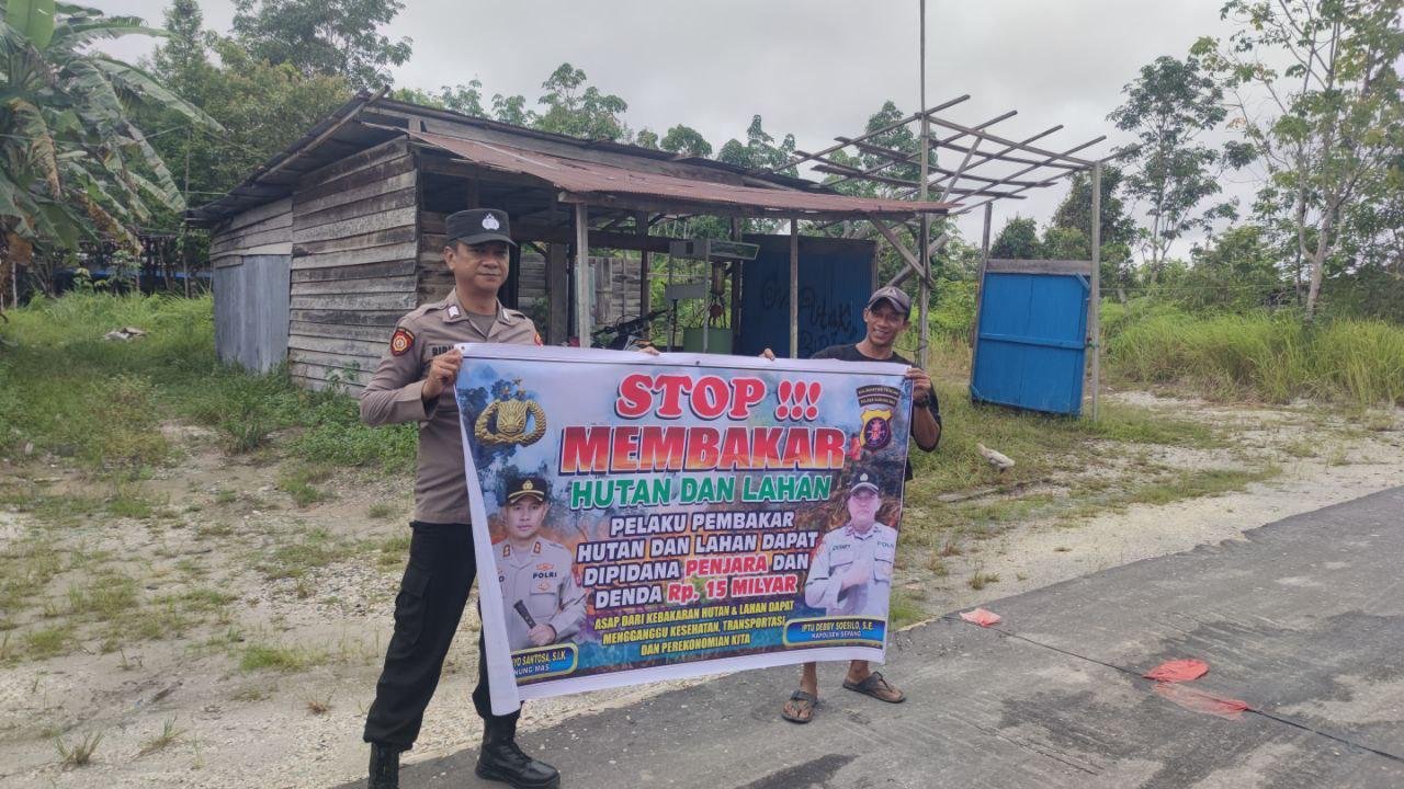 Bhabinkamtibmas Polsek Sepang Perkuat Sosialisasi Bahaya Kebakaran Hutan