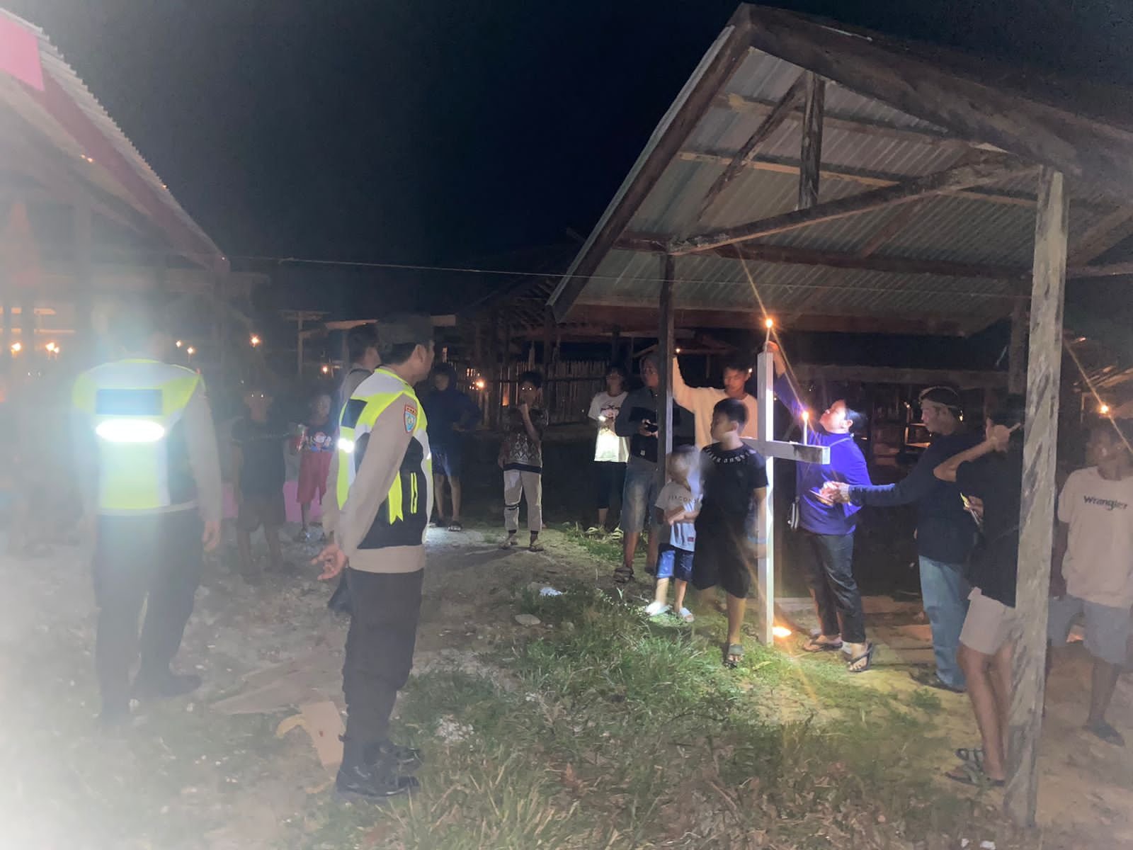 Polsek Kahayan Hulu Utara dan Koramil 1016-08/Tumbang Miri Gelar Patroli Gabungan untuk Pengamanan Malam Paskah