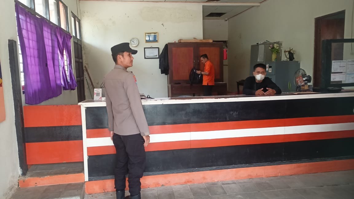 Polsek Sepang Cegah Kejahatan dengan Patroli Rutin