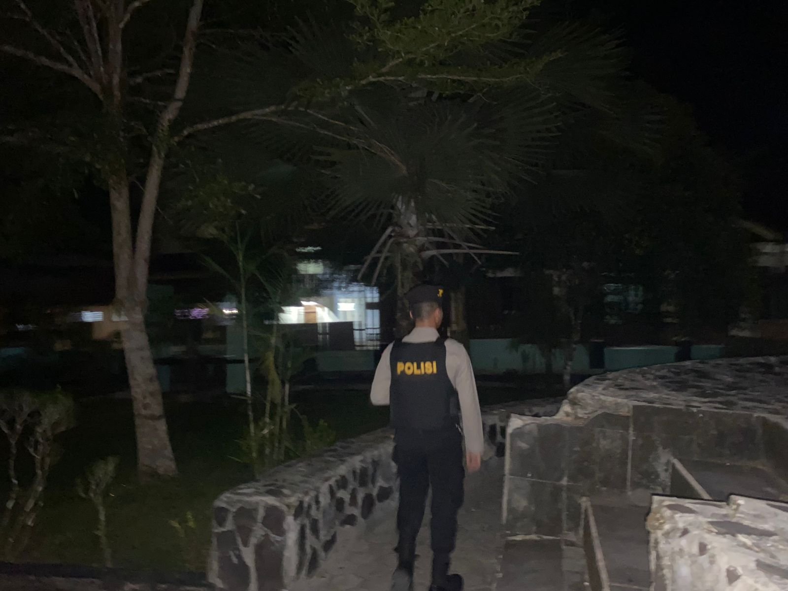 Satuan Samapta Polres Gunung Mas Jaga Keamanan dengan Patroli Malam Hari