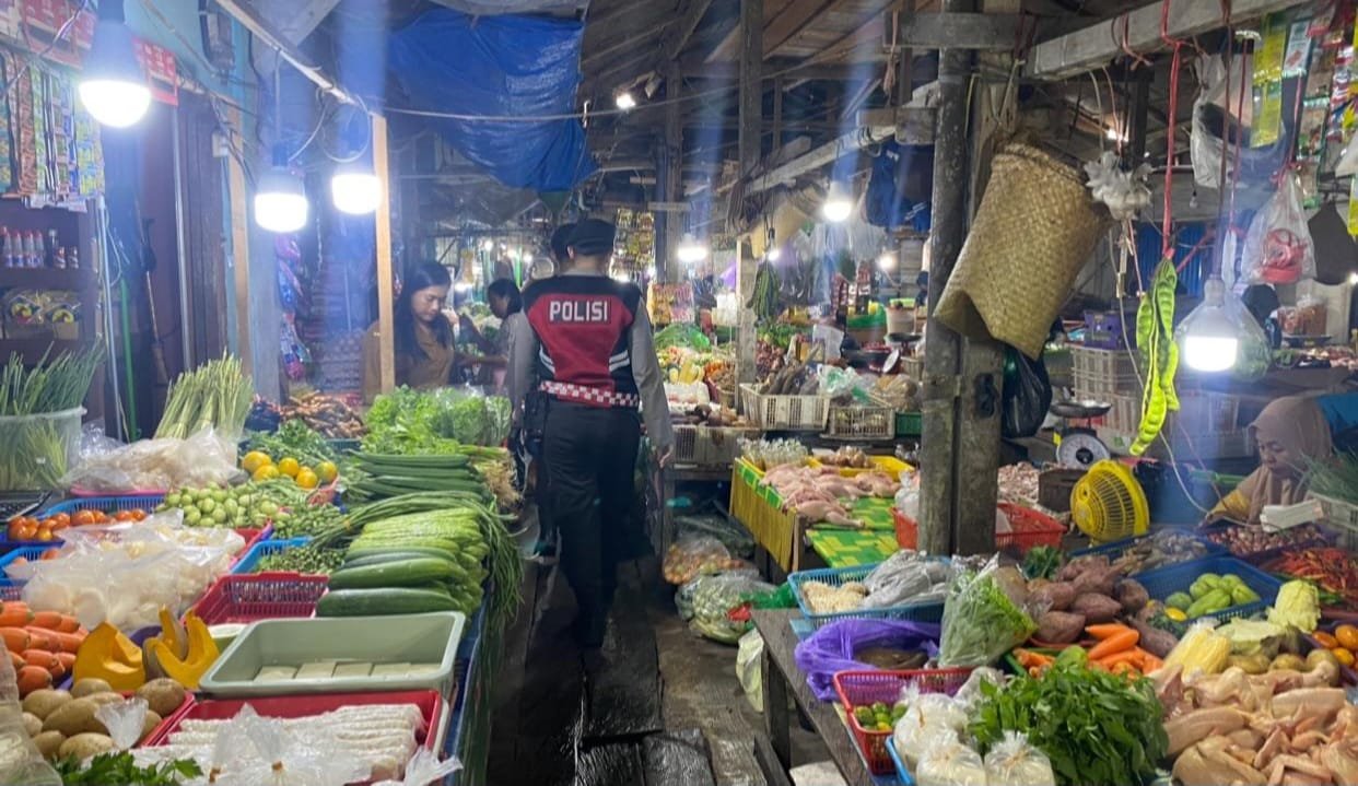 Polres Gunung Mas Tingkatkan Keamanan dengan Patroli Rutin di Jalanan