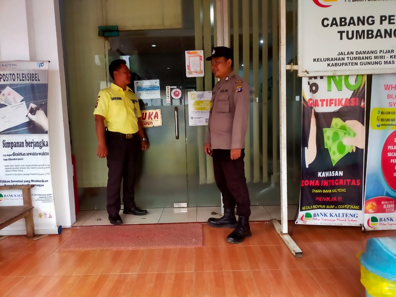 Polsek Kahut Cegah Kejahatan dengan Patroli Rutin