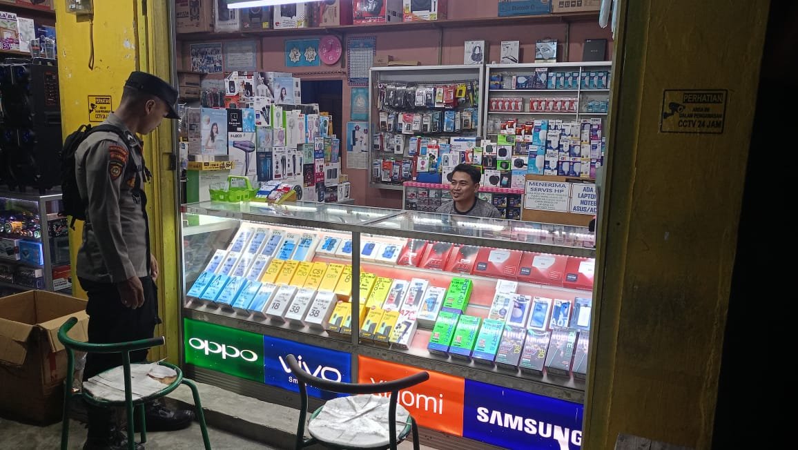 Pastikan Wilayah Hukunya Tetap Aman, Polsek Tewah Patroli Malam Hari