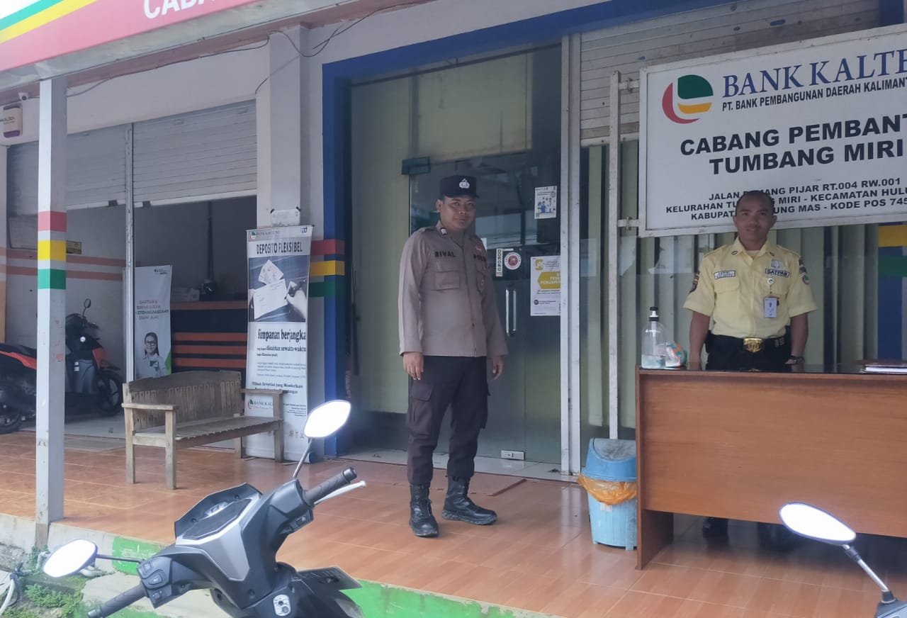 Polsek Kahut Cegah Kejahatan dengan Patroli Rutin