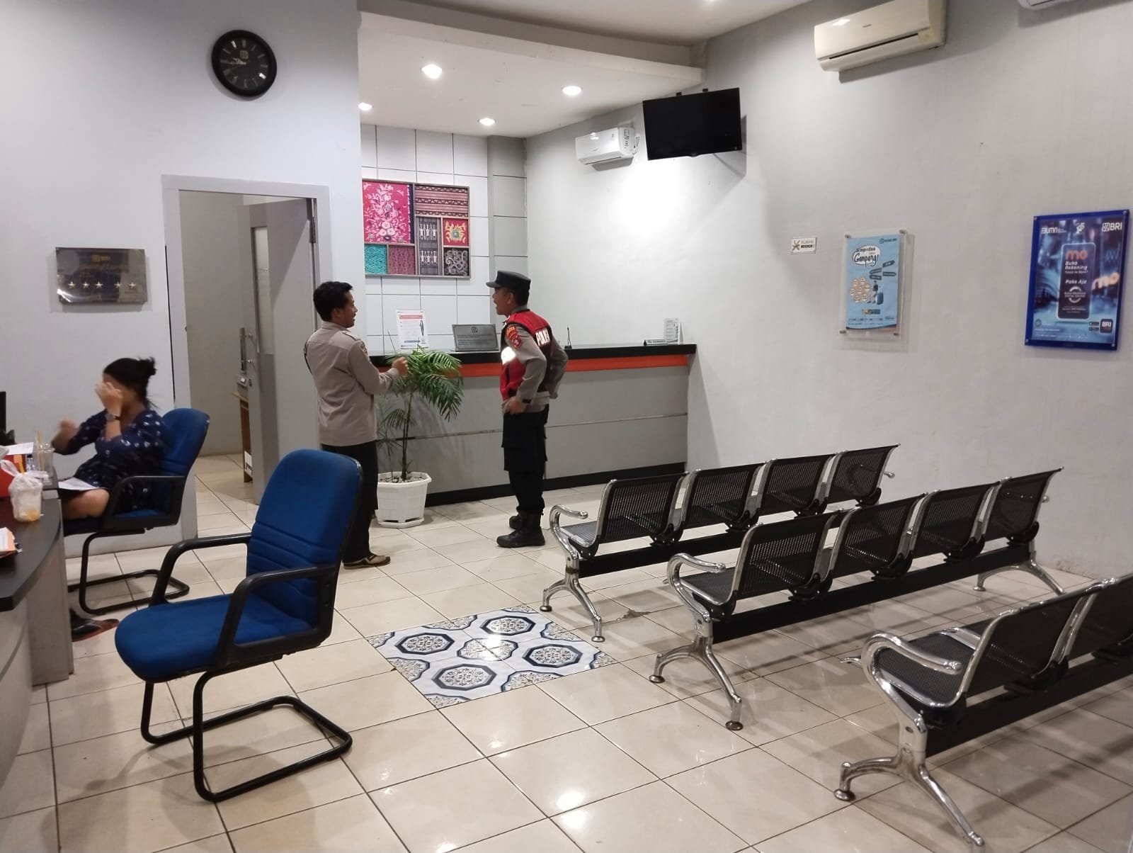 Polsek Manuhing Patroli Malam Hari, Pastikan Wilayah Hukunya Tetap Aman