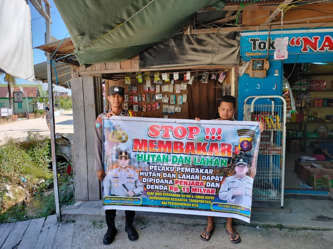 Bhabinkamtibmas Polsek Sepang Perkuat Sosialisasi Bahaya Kebakaran Hutan