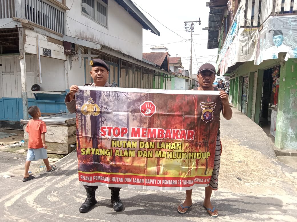 Personel Polsek Tewah Gencar Sosialisasi Bahaya Kebakaran Hutan dan Lahan