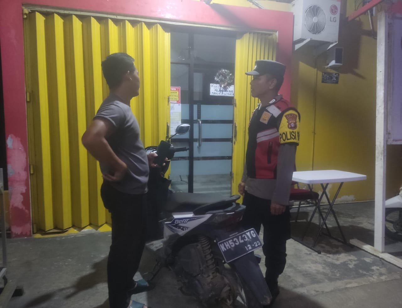 Polsek Manuhing Patroli Malam Hari, Pastikan Wilayah Hukunya Tetap Aman