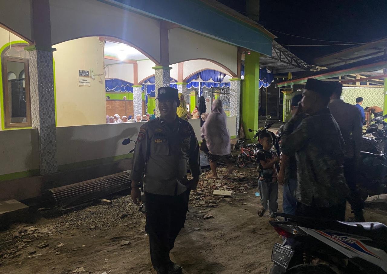 Polsek Kahut Gelar Pengamanan Sholat Tarawih, Tingkatkan Keamanan Dibulan Suci Ramadan