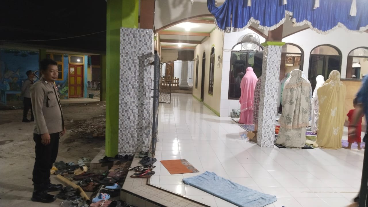 Polsek Kahut Gelar Pengamanan Sholat Tarawih, Tingkatkan Keamanan Dibulan Suci Ramadan