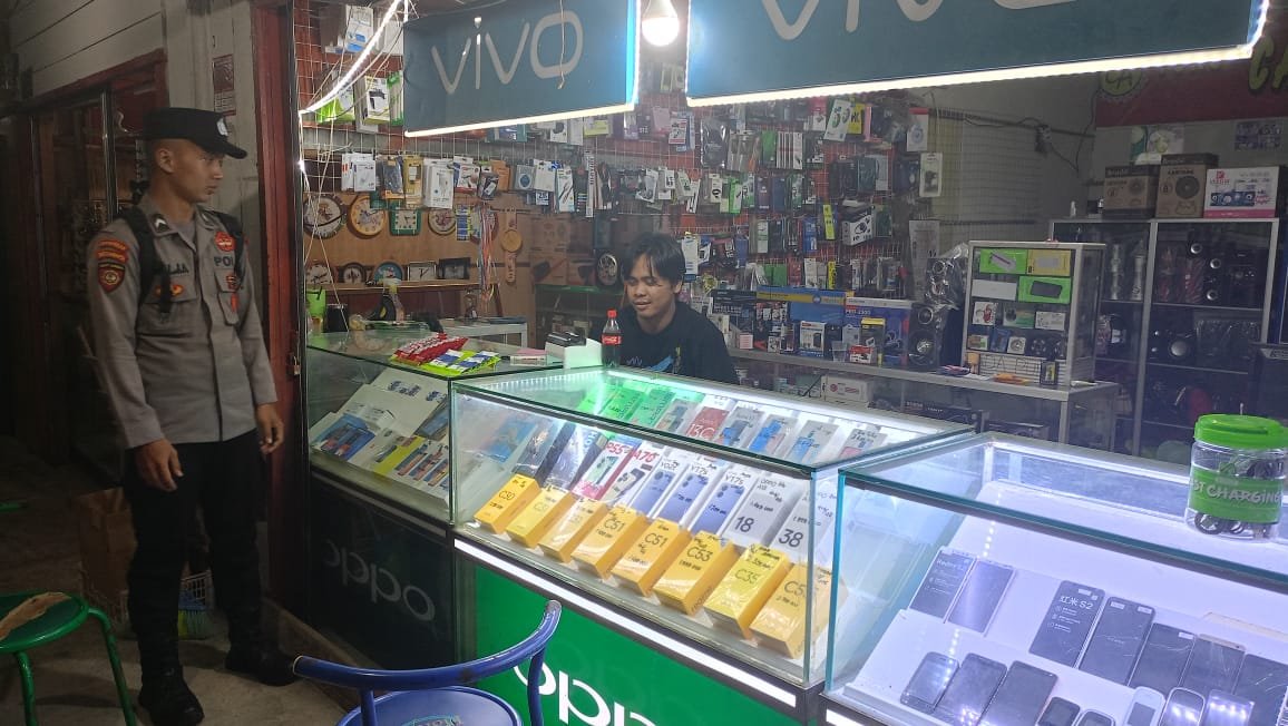 Pastikan Wilayah Hukunya Tetap Aman, Polsek Tewah Patroli Malam Hari