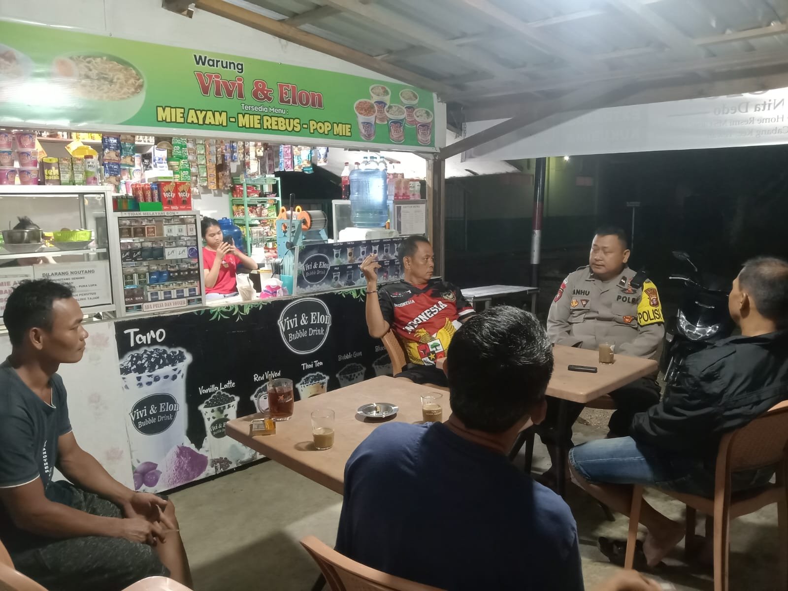 Pastikan Wilayah Hukunya Tetap Aman,  Polsek Tewah Patroli Malam Hari