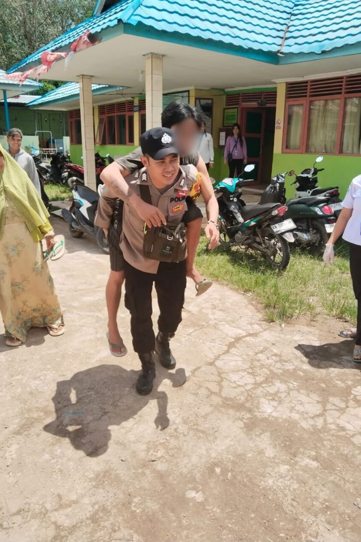 Bhabinkamtibmas Polsek Rungan Dampingi Warga Binaannya ke RSJ Kelawa Atei