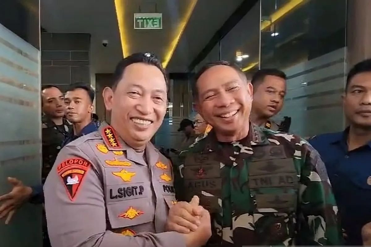 TNI-Polri Jadi 2 Lembaga dengan Citra Positif Teratas Hasil Survei Litbang Kompas