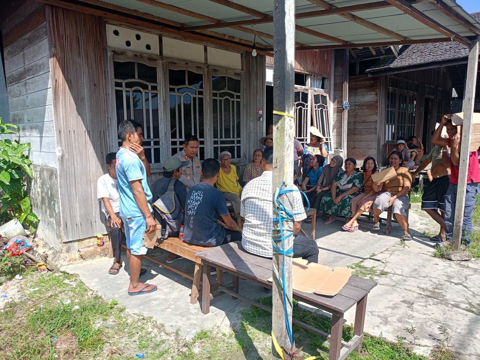 Kapolres Gunung Mas Berkunjung Ke Rumah Warga Buka Pintu untuk Keluhan dan Aspirasi