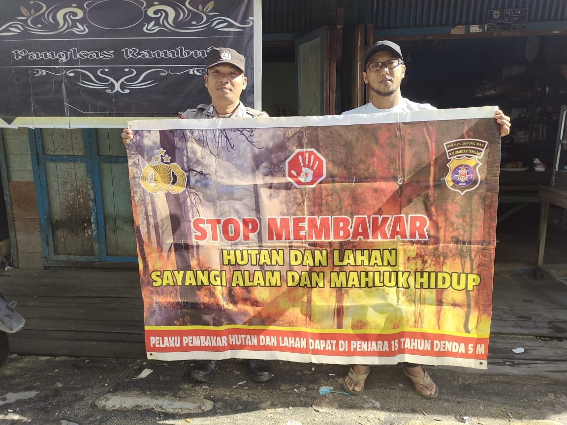 Personel Polsek Tewah Gencar Sosialisasi Bahaya Kebakaran Hutan dan Lahan