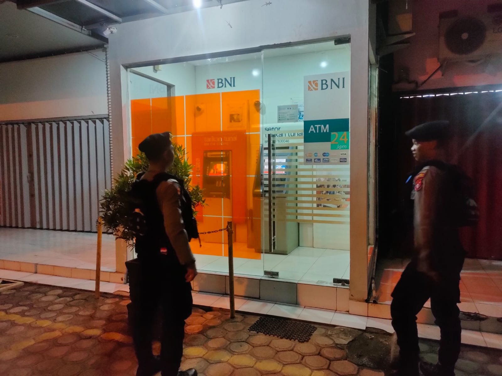 Satsamapta Polres Gunung Mas Rutin Patroli ke Objek Vital untuk Memelihara Keamanan