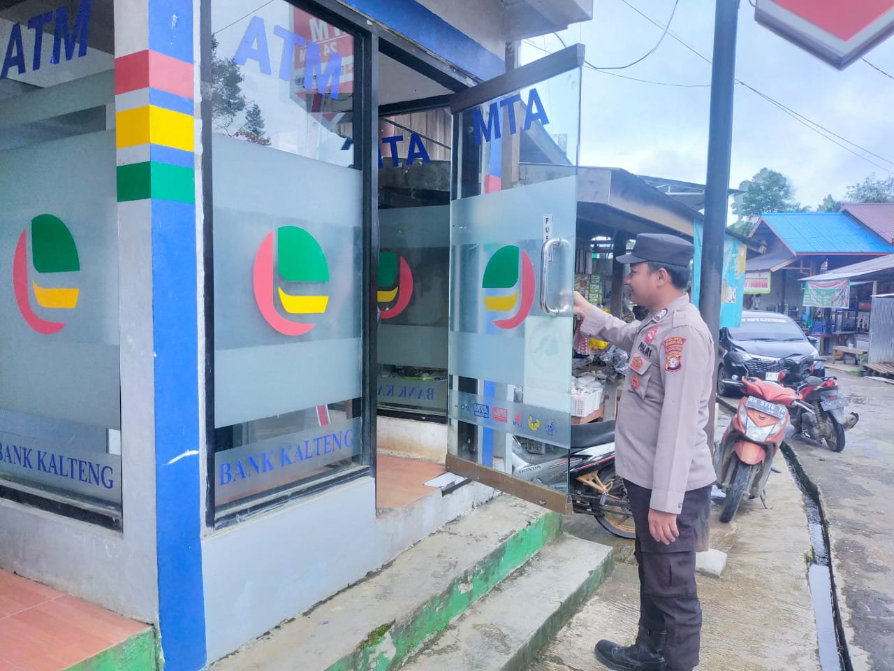 Patroli Objek Vital Polsek Kahut, Tingkatkan Keamanan Tahapan Pilkada 2024