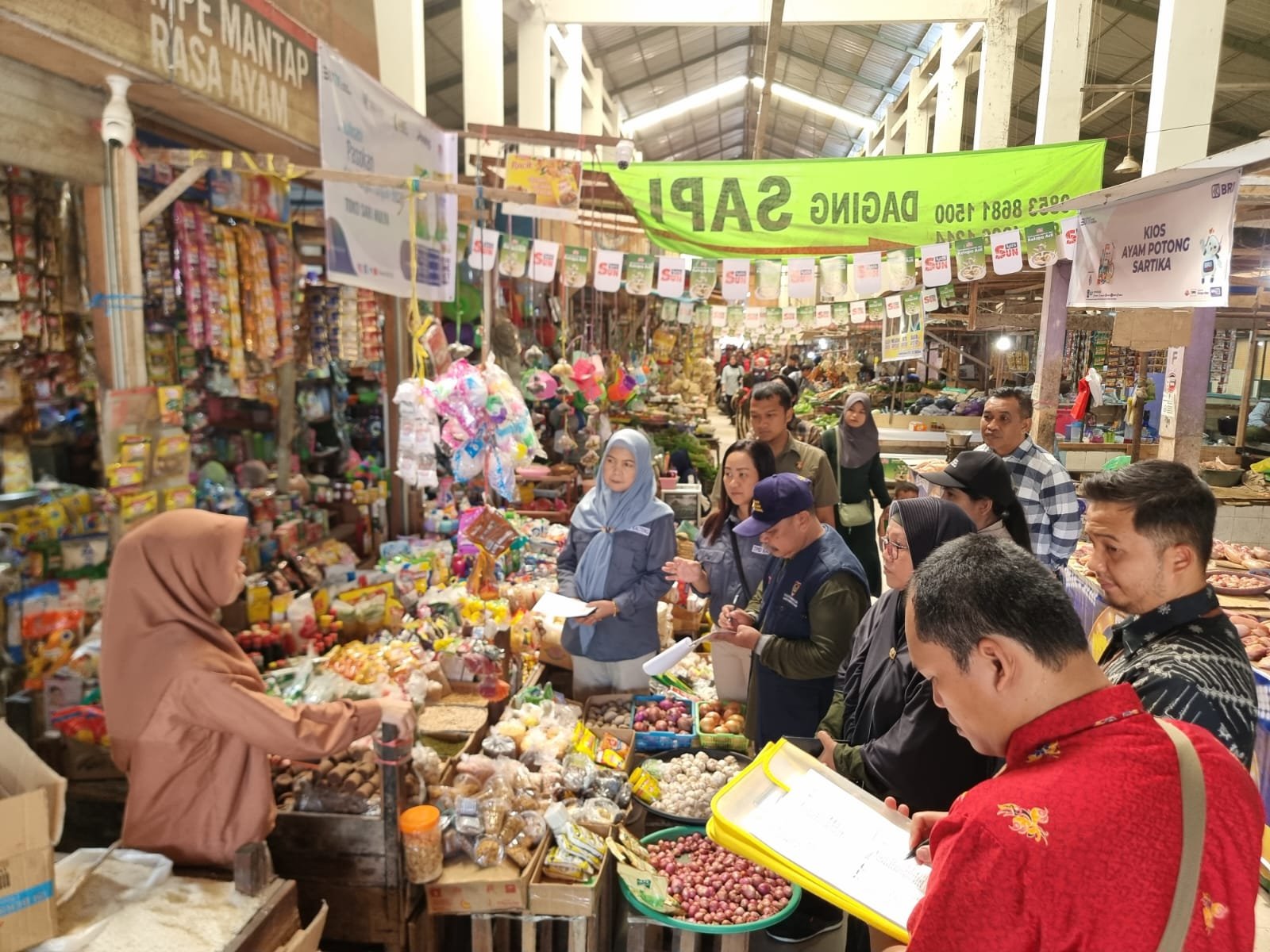 Pastikan Ketersediaan dan Harga Pangan Aman di Bulan Ramadan, Tim Satgas Pangan Polda Kalteng Sidak Pelaku Usaha